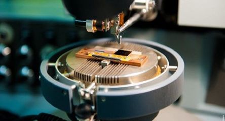 新材料突破 俄科學家研發出革命性電子專用材料，助力設備微型化與高速化